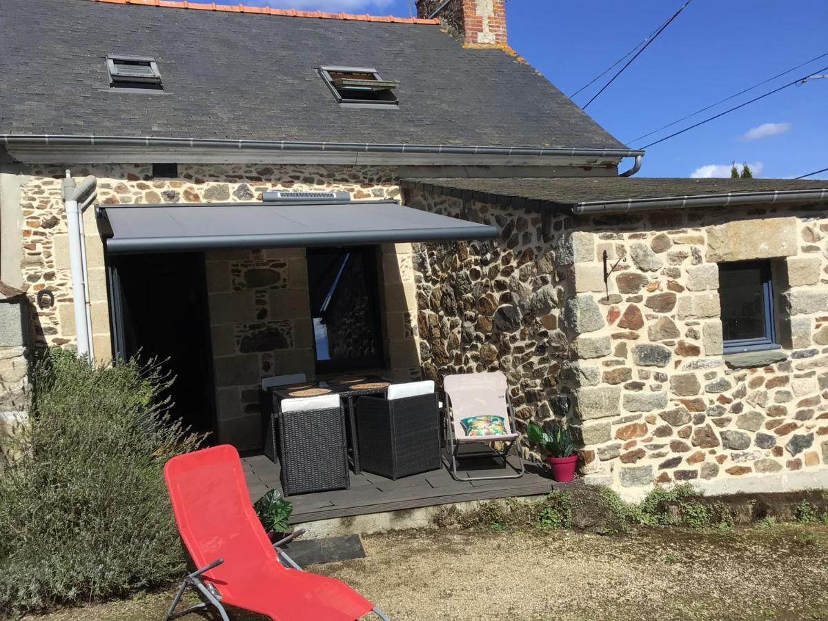 Maison En Pierre A La Campagne Proche De La Mer Plourhan エクステリア 写真