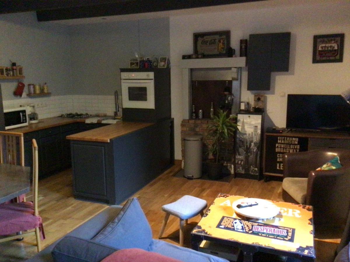 Maison En Pierre A La Campagne Proche De La Mer Plourhan エクステリア 写真