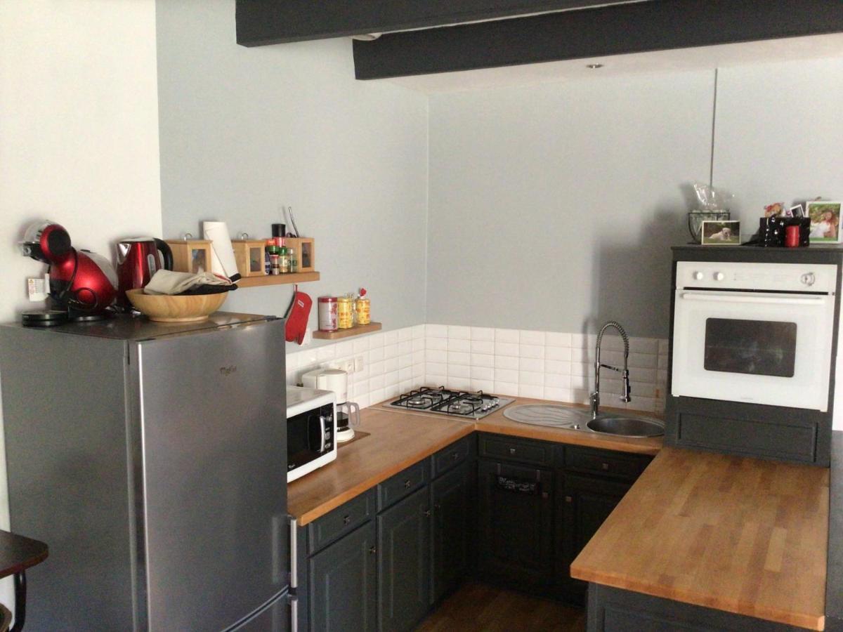 Maison En Pierre A La Campagne Proche De La Mer Plourhan エクステリア 写真
