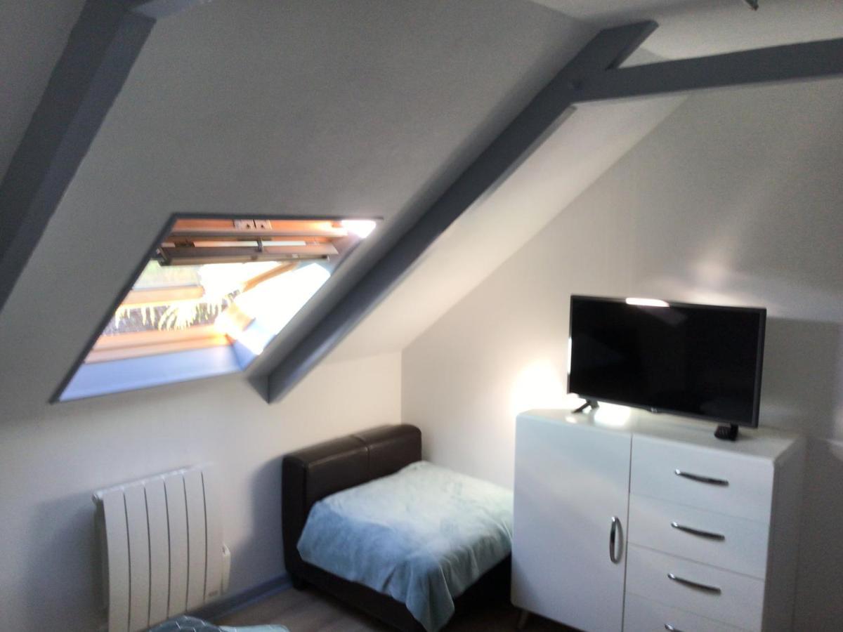 Maison En Pierre A La Campagne Proche De La Mer Plourhan エクステリア 写真