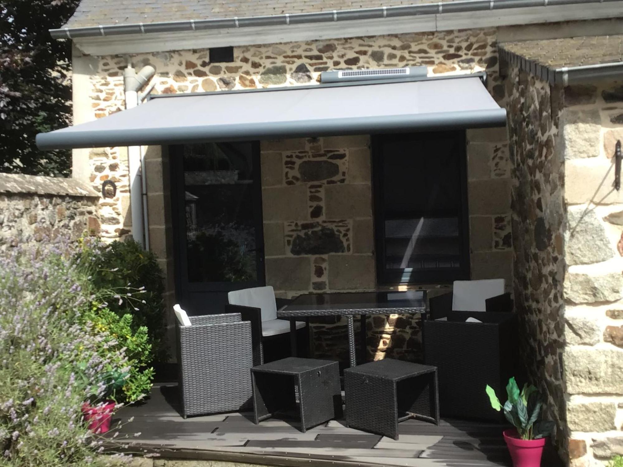Maison En Pierre A La Campagne Proche De La Mer Plourhan エクステリア 写真